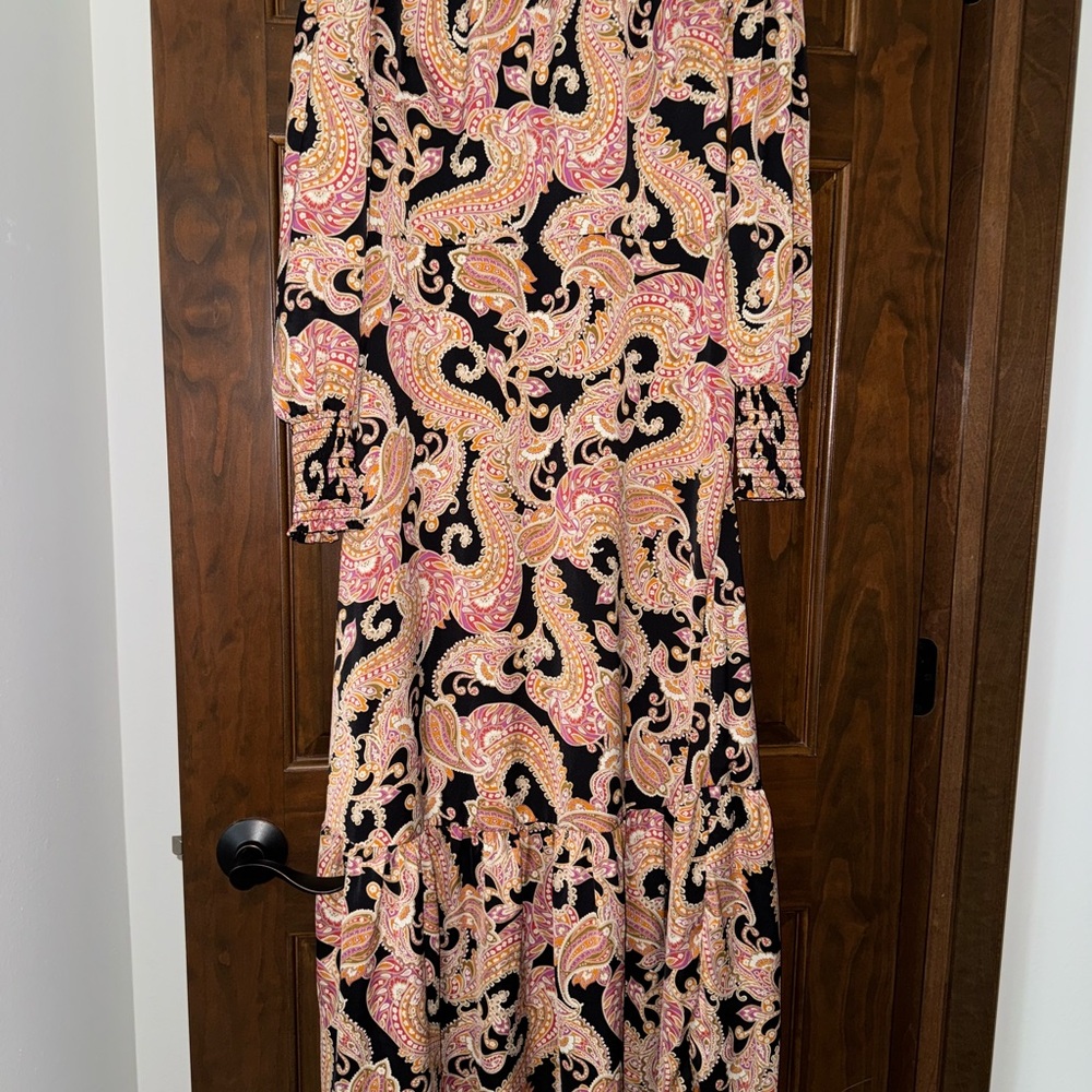 Who What Wear Pink and Black Long Sleeve Sundress